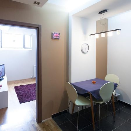 Apartment Matoseva Belgrad Exteriör bild
