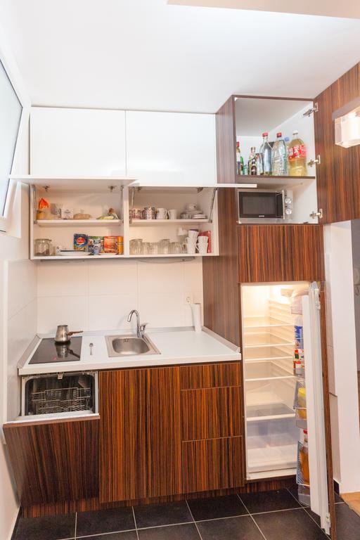 Apartment Matoseva Belgrad Exteriör bild
